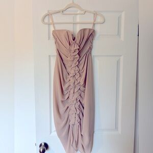 HM NUDE RUFFLE STRAPLESS DRESS SIZE 6